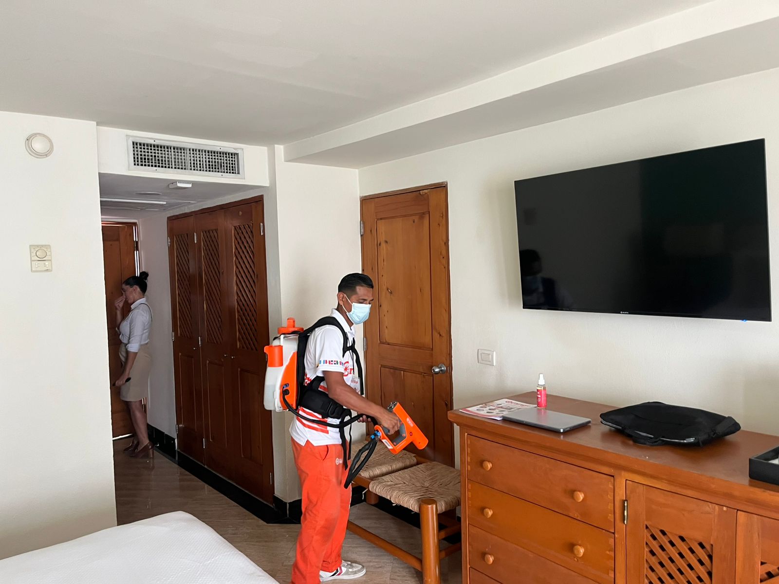 Adiós al olor a humedad: El secreto de los espacios impecables (y la oportunidad de negocio más rentable de la costa) - foto 3